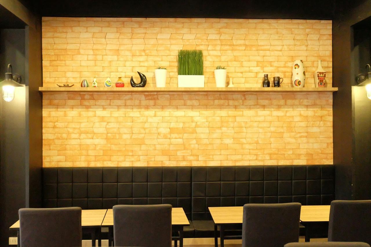 Ton Aor Place Hotel Банкок Екстериор снимка