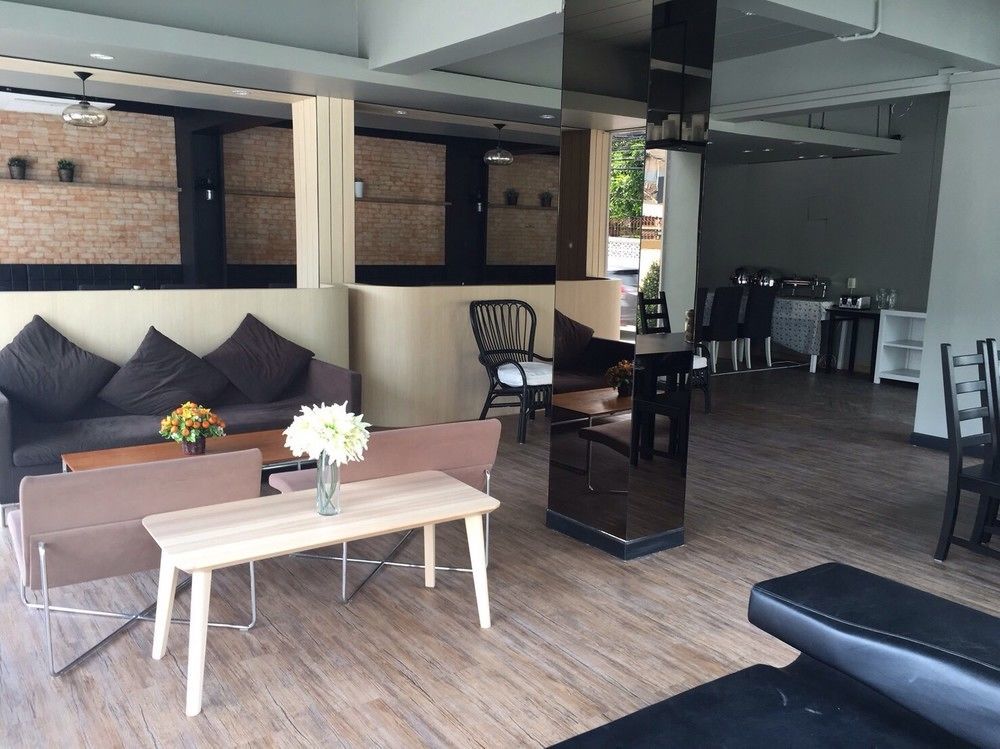 Ton Aor Place Hotel Банкок Екстериор снимка