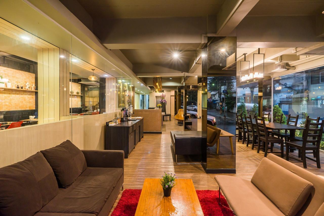 Ton Aor Place Hotel Банкок Екстериор снимка