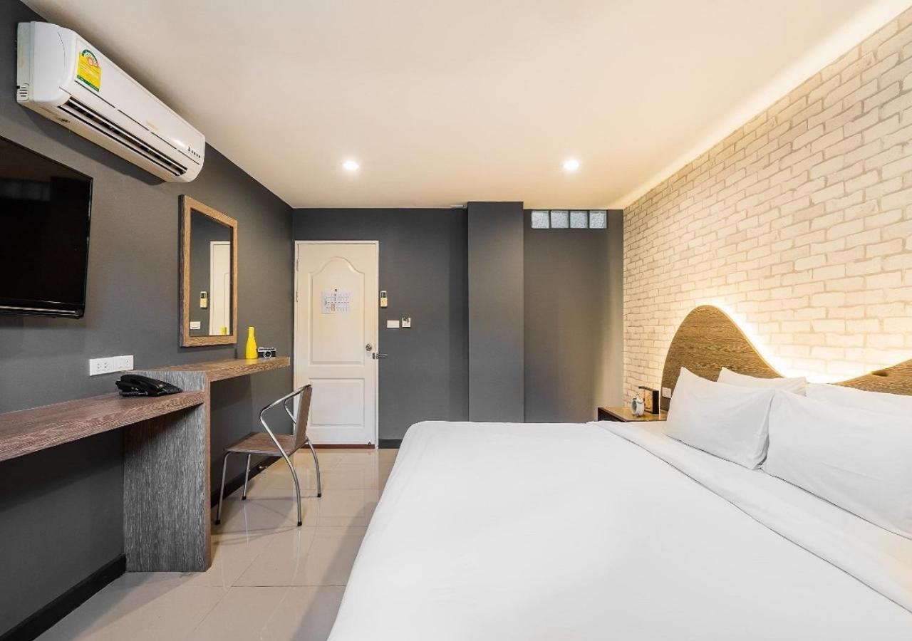 Ton Aor Place Hotel Банкок Екстериор снимка