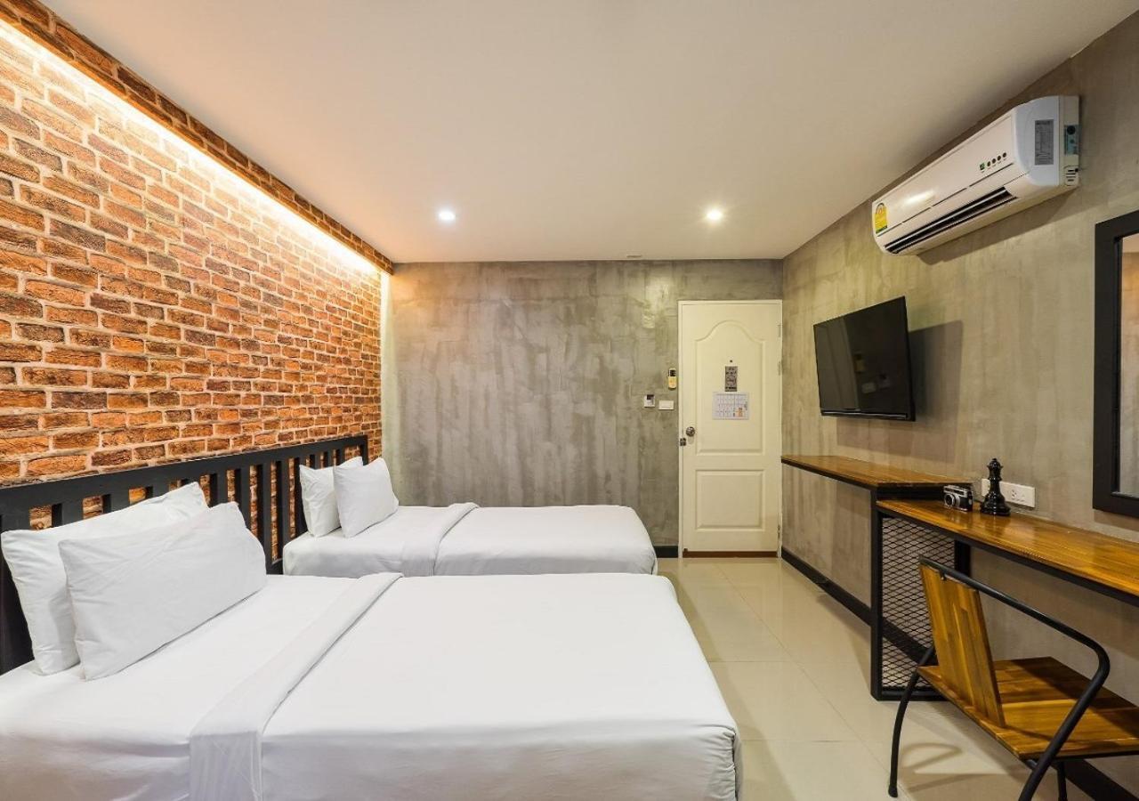 Ton Aor Place Hotel Банкок Екстериор снимка