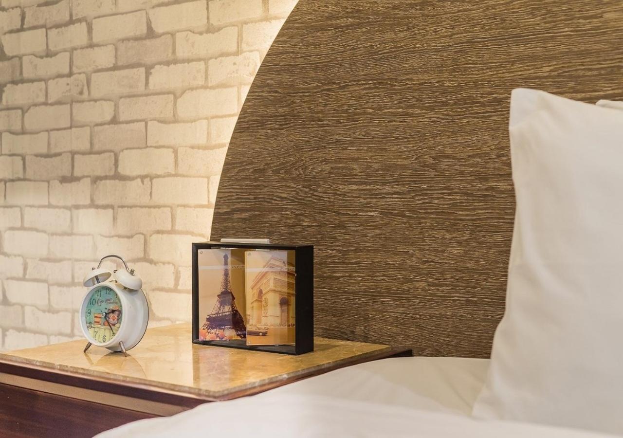 Ton Aor Place Hotel Банкок Екстериор снимка